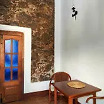 Tulia & Coworking شقة