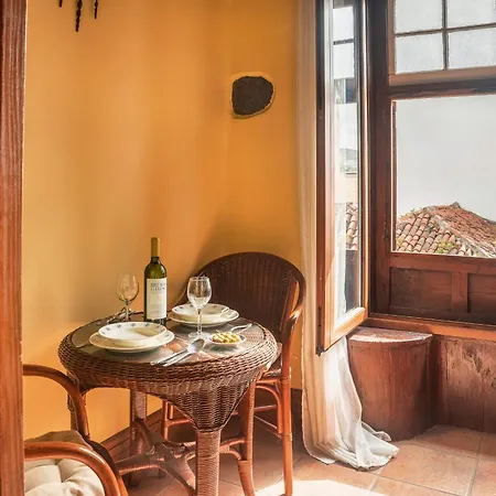 Tulia Apartments & Coworking *