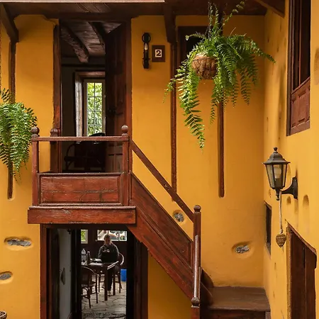 Tulia & Coworking Лос-Реалехос