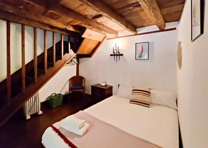 Tulia & Coworking Апартаменты *